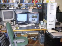 puter071202.jpg