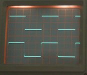 Square at 10khz WITH cap.JPG