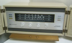 Lloyd's TM-999 -  4 SPEAKER HIGH FIDELITY front-II.jpg