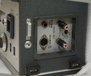 Sony Tapecorder 777 output term.jpg