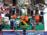 60Watts_mono_2_A.jpg