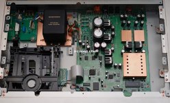 Marantz CD17DA dig in inside.jpg