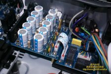 Cambridhe Audio 740c inside-II.jpg