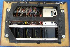 Grundig-SV40M-innen-9752-small.jpg