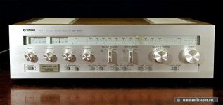 re_yamaha_cr820_s.jpg
