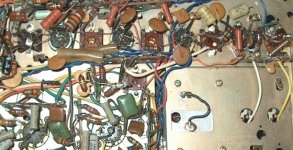 FM tuner and V301 under.jpg