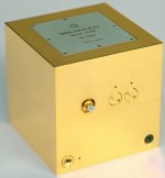 Goldmund Gold Cube-1.jpg