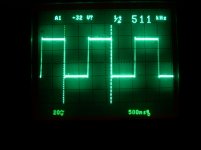 switching-node-self-oscillate-430R-100pF-no-input-4R-loading-no-snubber-2.jpg