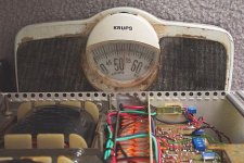 amp on scales.jpg