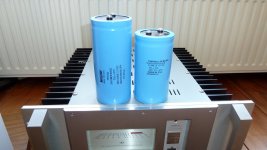 Mallory 29000uF and CDE 82000uF.jpg