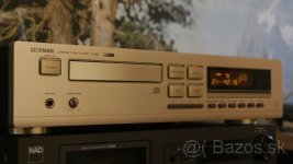 Luxman D355 front.jpg