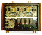 AmpGlowmasterKT88-pogled odozdo.jpg