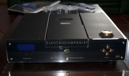 DSC_3923_.jpg