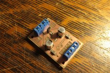 amptop.jpg
