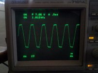V2_1kHz_Clip_over 100W.jpg