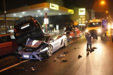 Ital Police Car Crashed.jpg