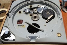 Thorens TD 124 platters off.jpg