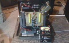 212688d1299318205-acoustat-answer-man-here-red-medallion-c-solen[1].jpg