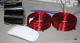 uFonken-w-wooft-XO-parts-pa.jpg