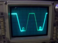 800.2 output with a 8 ohm load 001.jpg