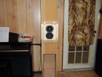 SpeakersMountedInHedlund121006-2.jpg