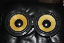 542334-612_woofers.jpg