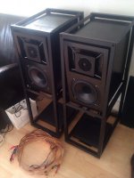 Roksan Darius top-front without cover.jpg