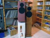 speakers.jpg