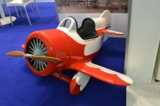 Airplane - one little person - paris-air-show-2013-94.jpg