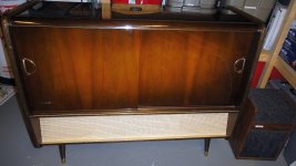 Console - Front (Doors Closed).JPG
