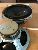KEF B200 SP1014.JPG