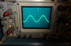 sine wave w_oscillation.jpg