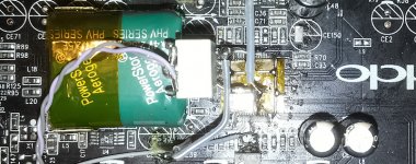 2,5F filtering cap  on AVCC....jpg