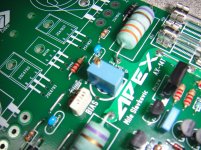 move the pot an solder it in the middle.jpg