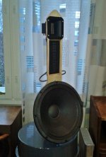 AINOgradien Neo pole.jpg