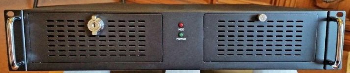 2U_rackmount_chassis.jpg