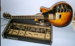 RolandGR500.jpg