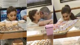 ariana_grande_doughnuts_02.jpg.jpg