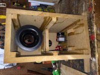braced enclosure.jpg