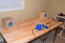 Desk1.jpg