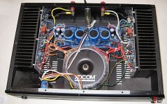 634502-powerful_dcom_gfa5400_2channel_stereo_power_amplifier.jpg