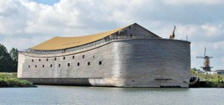 Papa's-Ark.jpg