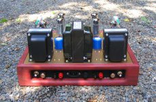 amp rear pnl.jpg