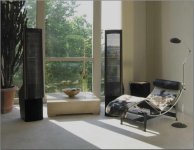 ML Ascenti w LC4 chaise smallpic.jpg