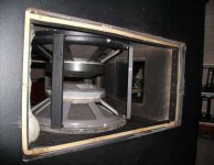 JBL_4685_05.jpg