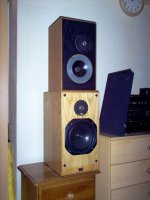 Monitor Audio R300-MD and MA7 (top).jpg