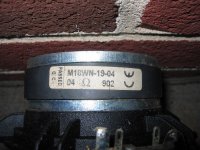 m18wn19-04_label.jpg