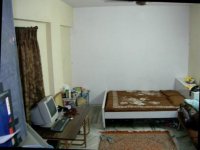 fig. 6 - screen at the wall.jpg