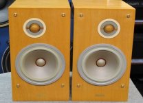 Yamaha NS-10.JPG