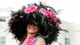 ridiculous_hat_02.jpg